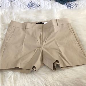 NWT Ann Taylor City Shorts Size 6